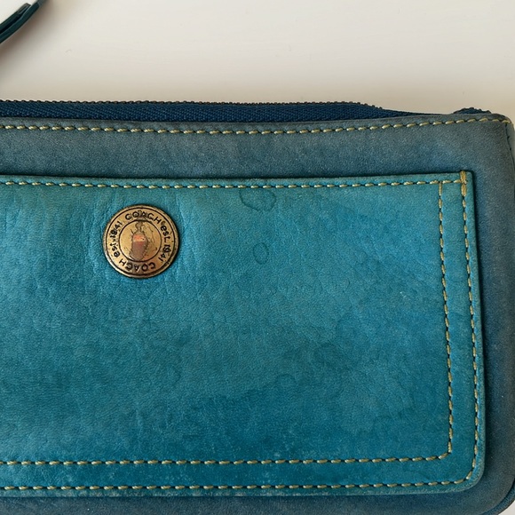 Coach wristlet - Picture 2 of 8